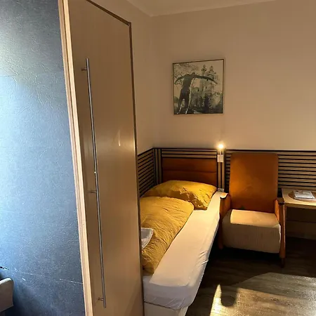 Cesar's 홈스테이 *